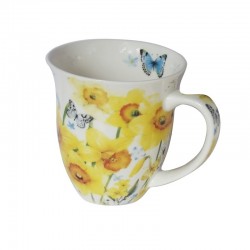 Mug en porcelaine décor de jonquilles et papillons vu de côté